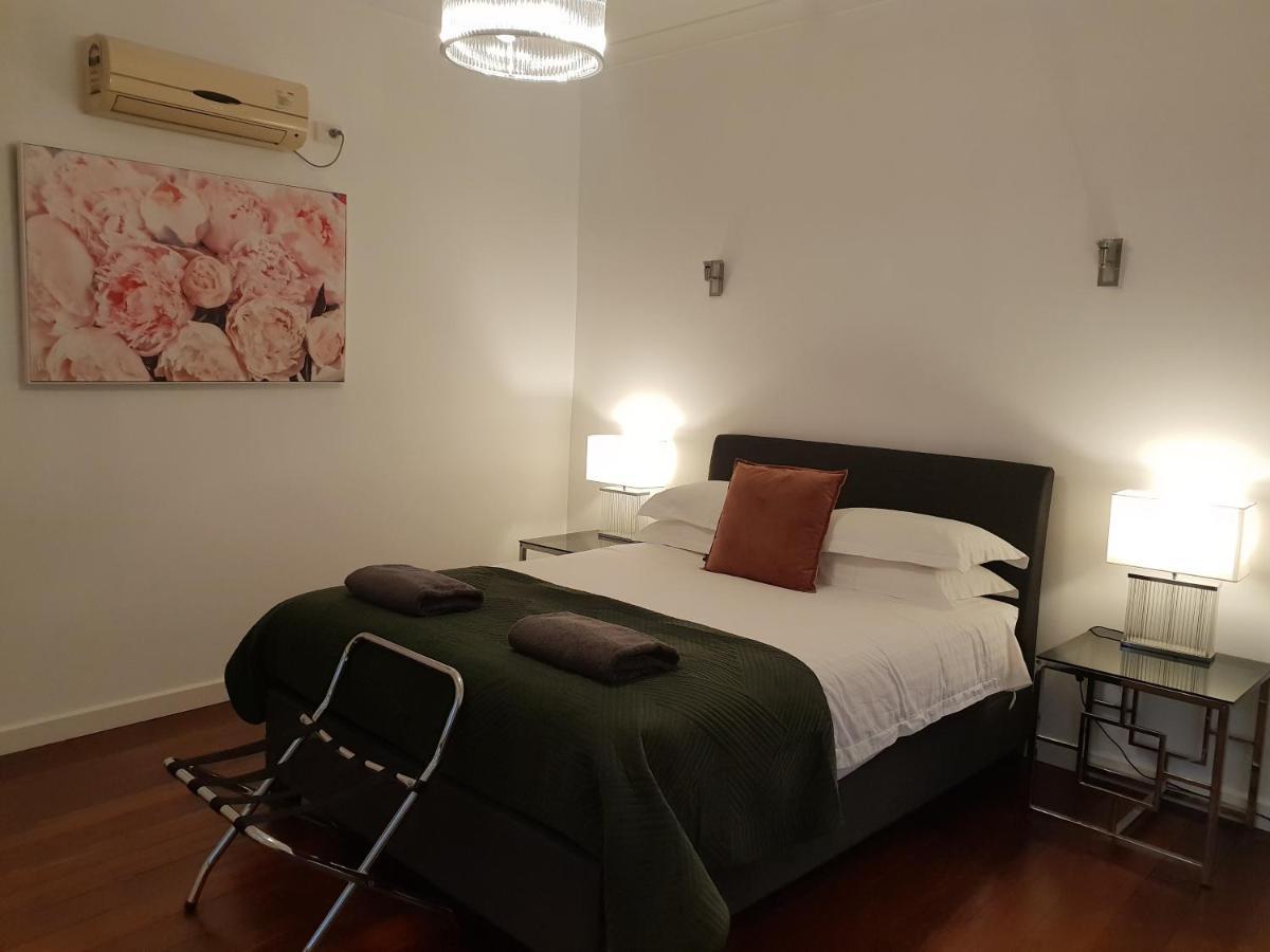 Leisurely Manor - Spacious Three Bedroom Home In Фриментъл Екстериор снимка